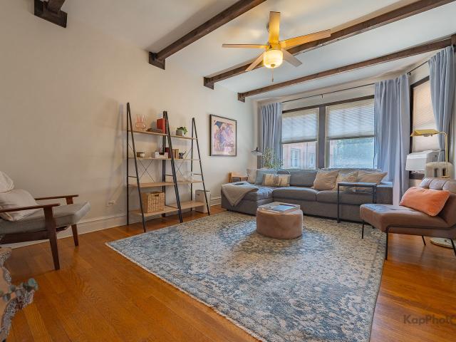 Condo for sale in Oak Park, Illinois