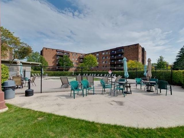Condo for sale in Elk Grove Village Condo for sale in Elk Grove Village