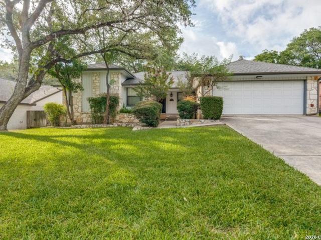 House for sale in Universal City, Texas