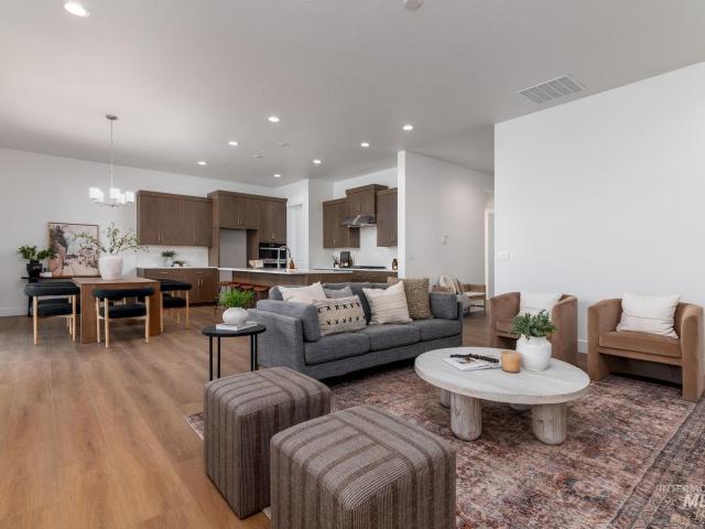 House for sale in Rosti Farms, Star