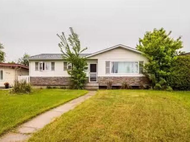 House for sale in Wedgewood, Alberta