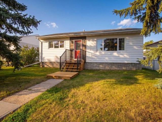 House for sale in Wedgewood, Alberta