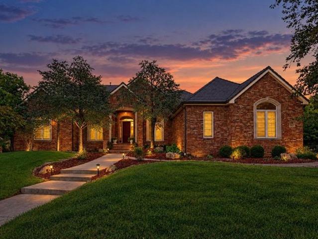 House for sale in Minneha, Wichita