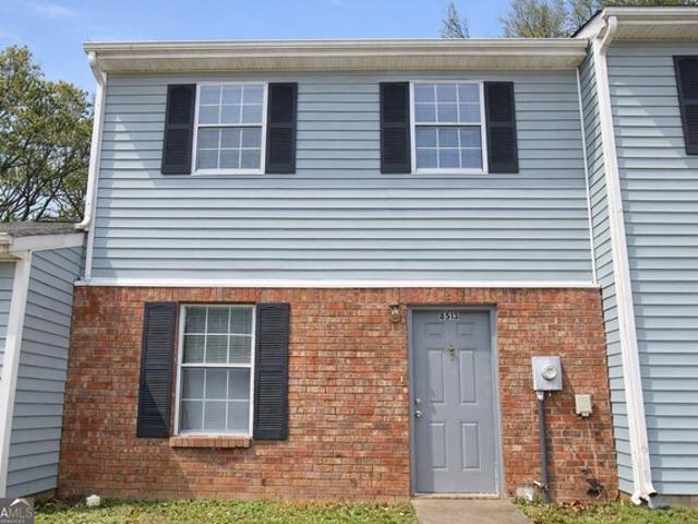Townhouse for sale in Douglasville, Georgia