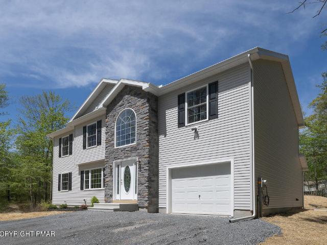 House for sale in Cresco, Pennsylvania