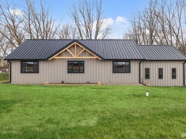 House for sale in Claypool, Indiana