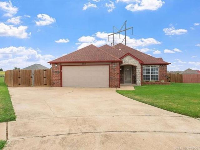 House for sale in Broken Arrow, Oklahoma
