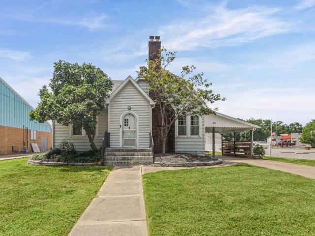 House for sale in Clinton, Illinois