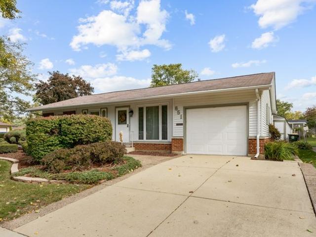 House for sale in Elk Grove Village, Illinois