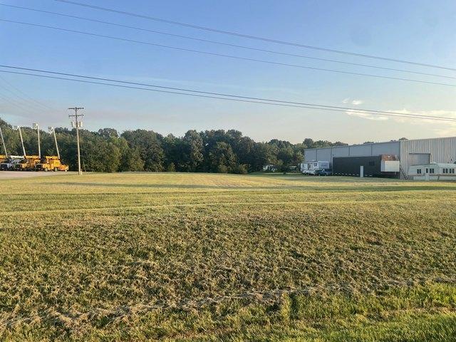 Land for sale in Ledbetter, Kentucky
