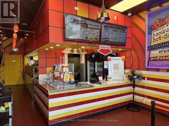 Commercial for sale in Highland West, Kitchener