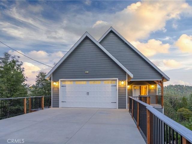 House for sale in Cedar Glen, California