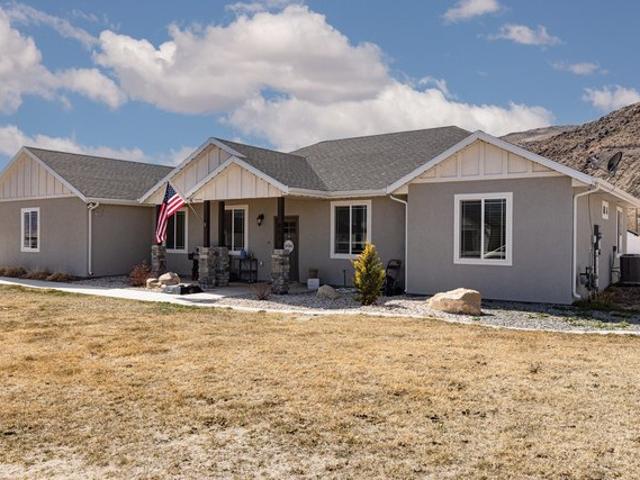 House for sale in Elsinore, Utah