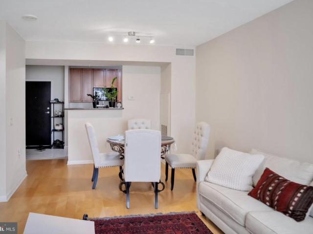 Condo for sale in Virginia
