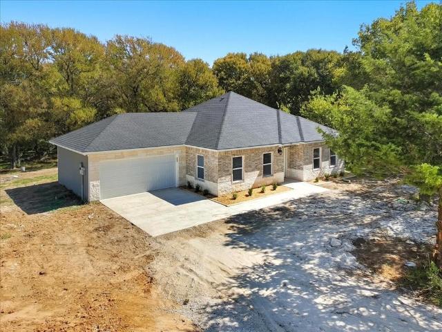 House for sale in Navarro, Texas