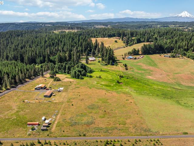 House for sale in White Salmon, Washington