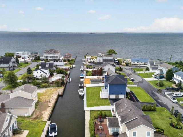 House for sale in Bohemia, New York