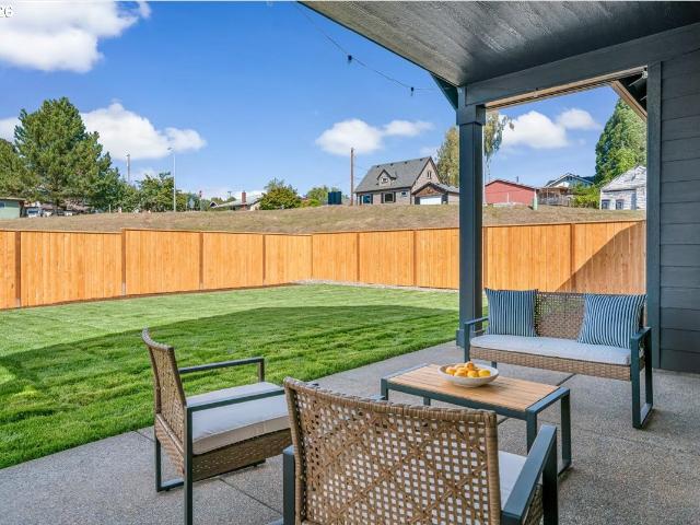 House for sale in Carlton, Yamhill County