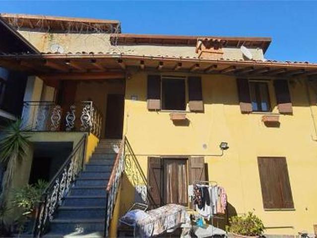 Appartamento in vendita a Besozzo, Lombardia