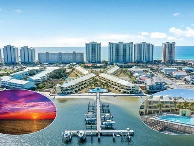Townhouse for sale in Navarre, Florida