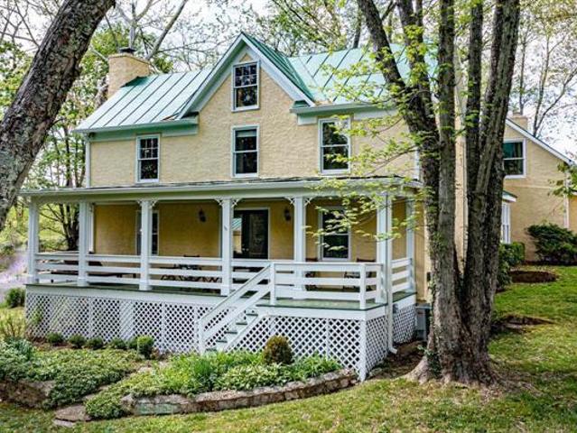 House for sale in Delaplane