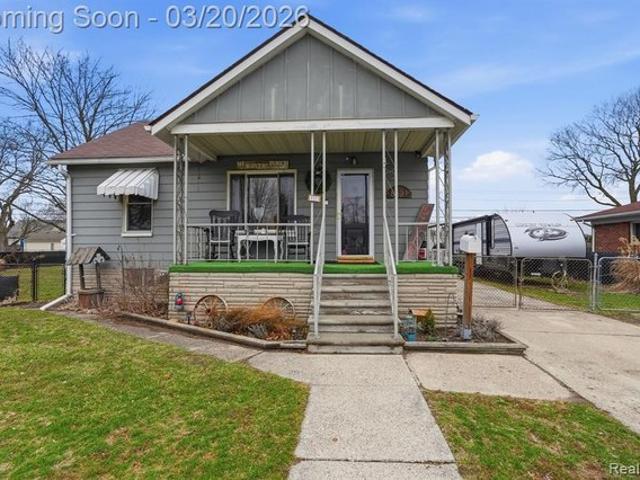 House for sale in Center Line, Michigan