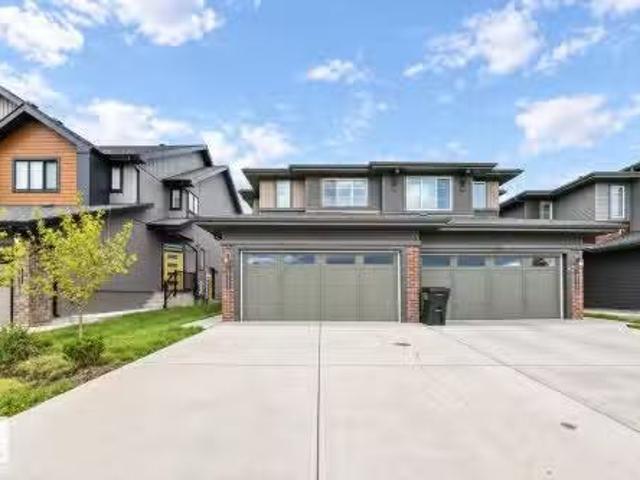 House for sale in Ellerslie Industrial, Edmonton