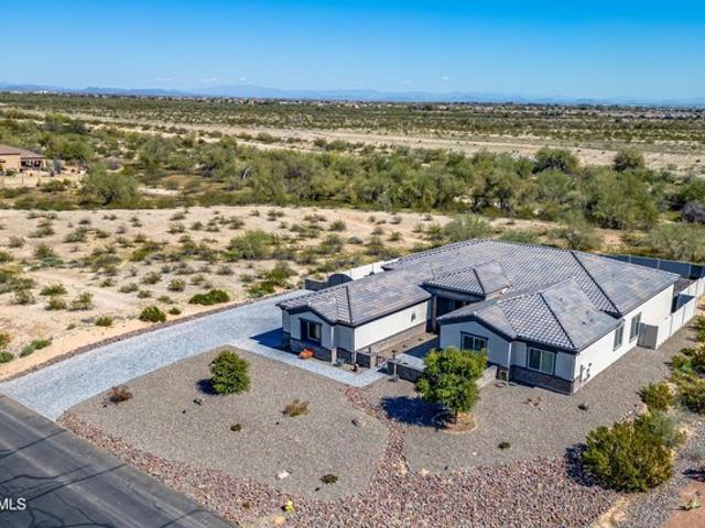 House for sale in Sonoran Ridge Estates, Waddell