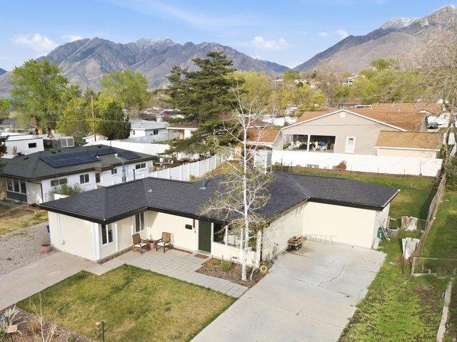 House for sale in Sandy, Utah