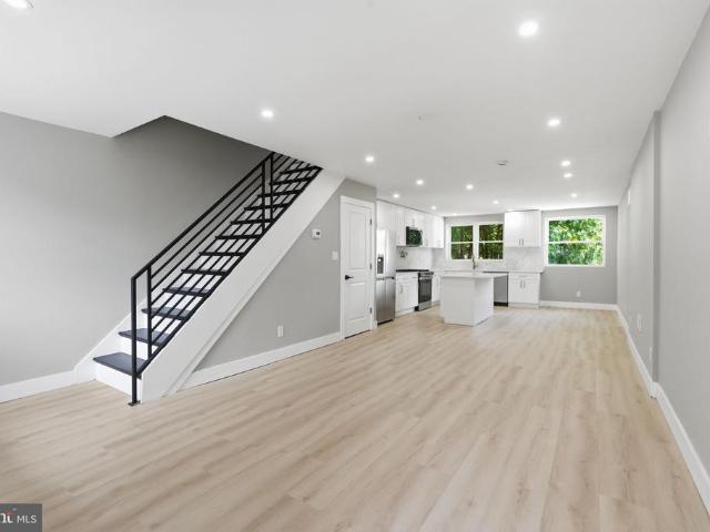 Townhouse for sale in Cedarbrook, Philadelphia