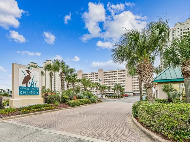 Condo for sale in Navarre, Florida