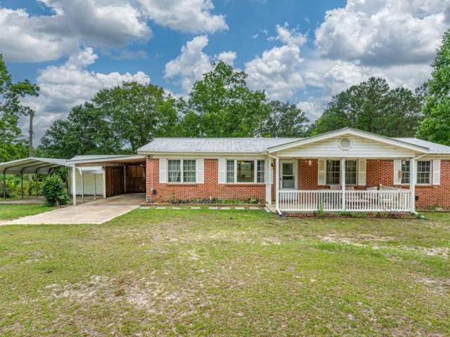 House for sale in Laurel Hill, Florida