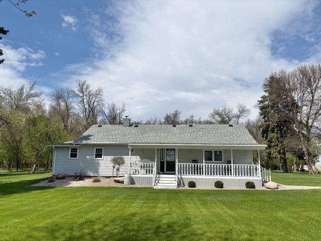 House for sale in Devils Lake, North Dakota
