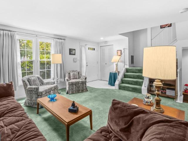 Townhouse for sale in Montgomery Village, Maryland