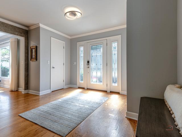 House for sale in Buffalo Grove, Illinois