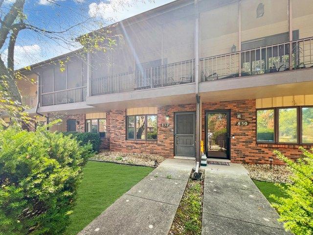 Townhouse for sale in Schererville, Indiana