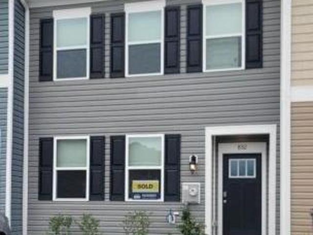 Townhouse for rent in Salisbury