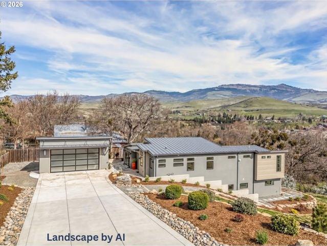 House for sale in Oregonia