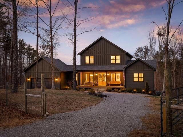House for sale in Chickamauga, Georgia