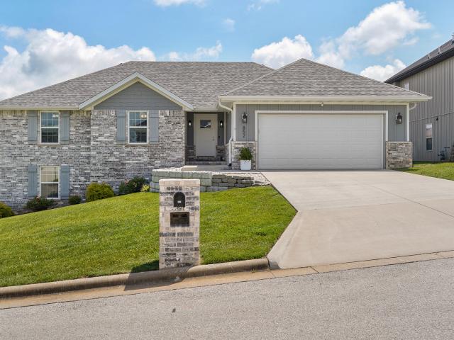 House for sale in Nixa, Missouri