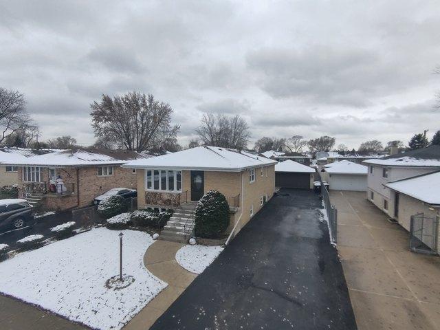 House for sale in Bridgeview, Cook County