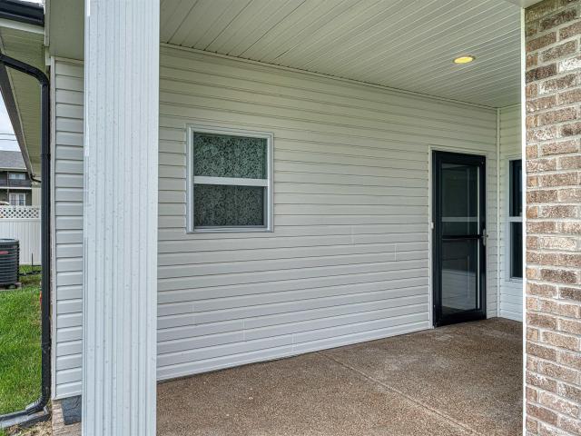 House for sale in Newburgh, Indiana