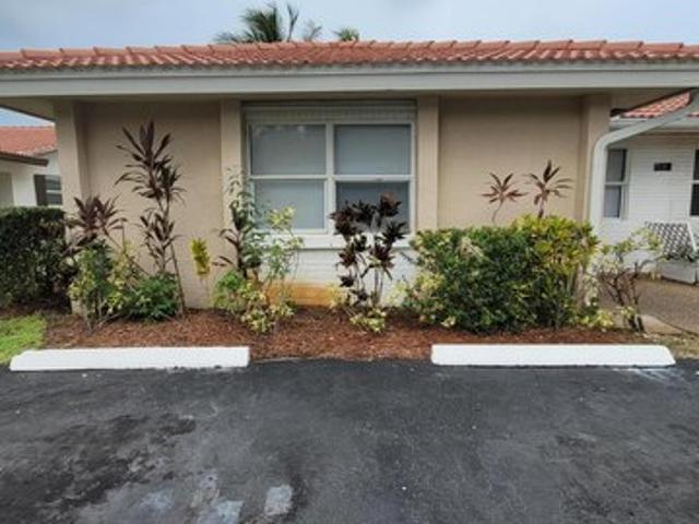 House for sale in Coral Springs, Broward County