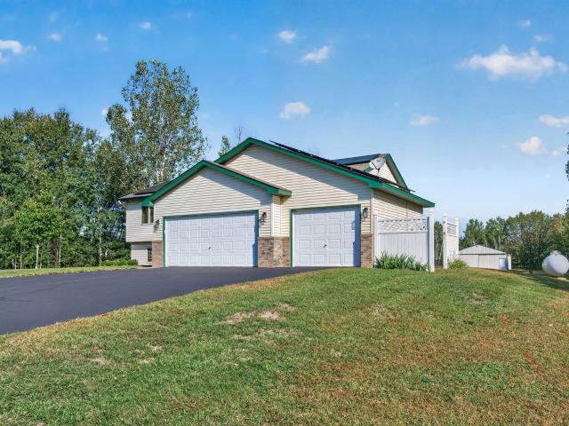 House for sale in Saint Francis, Anoka County