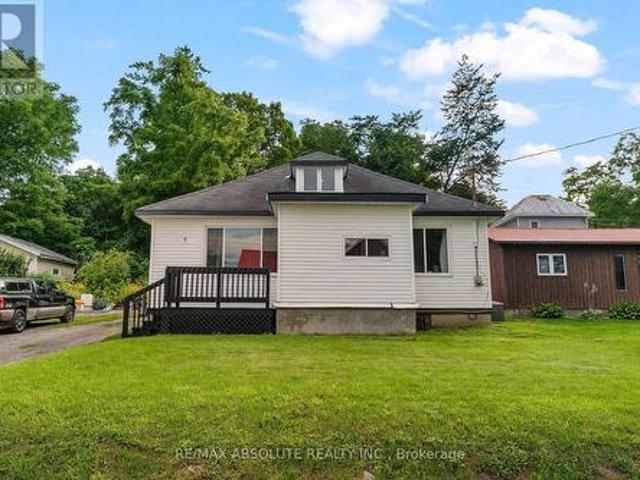 House for sale in Renfrew, Ontario