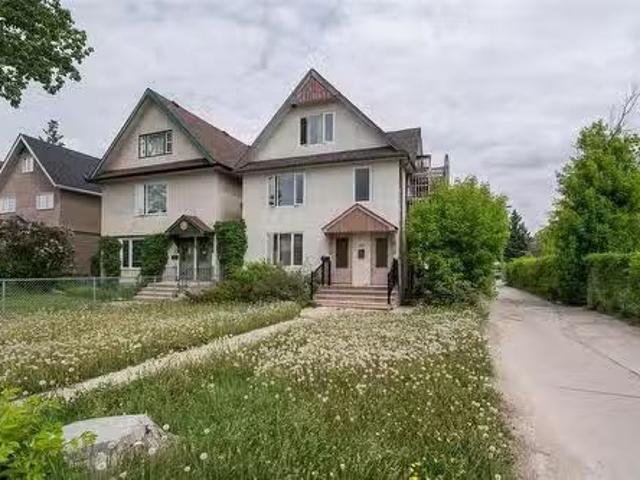 House for sale in East St. Paul, Manitoba