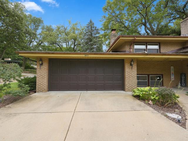 House for sale in Naperville, Illinois