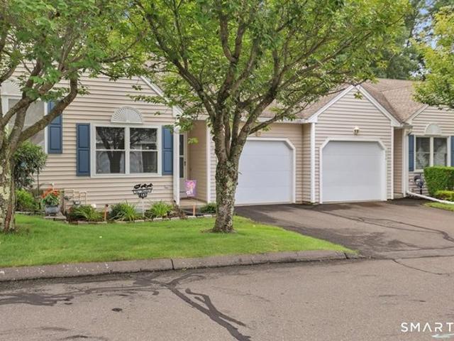 Condo for sale in Southington, Connecticut