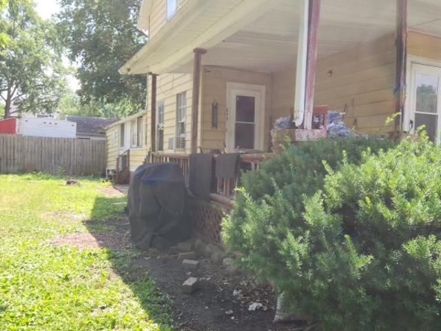 House for sale in Galesburg, Illinois