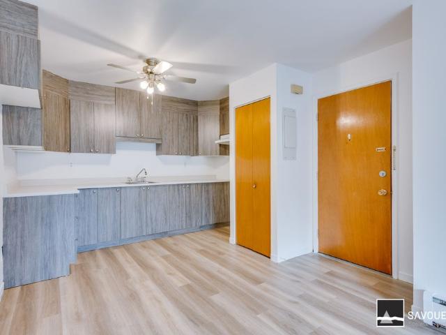 Room for rent in Sherbrooke